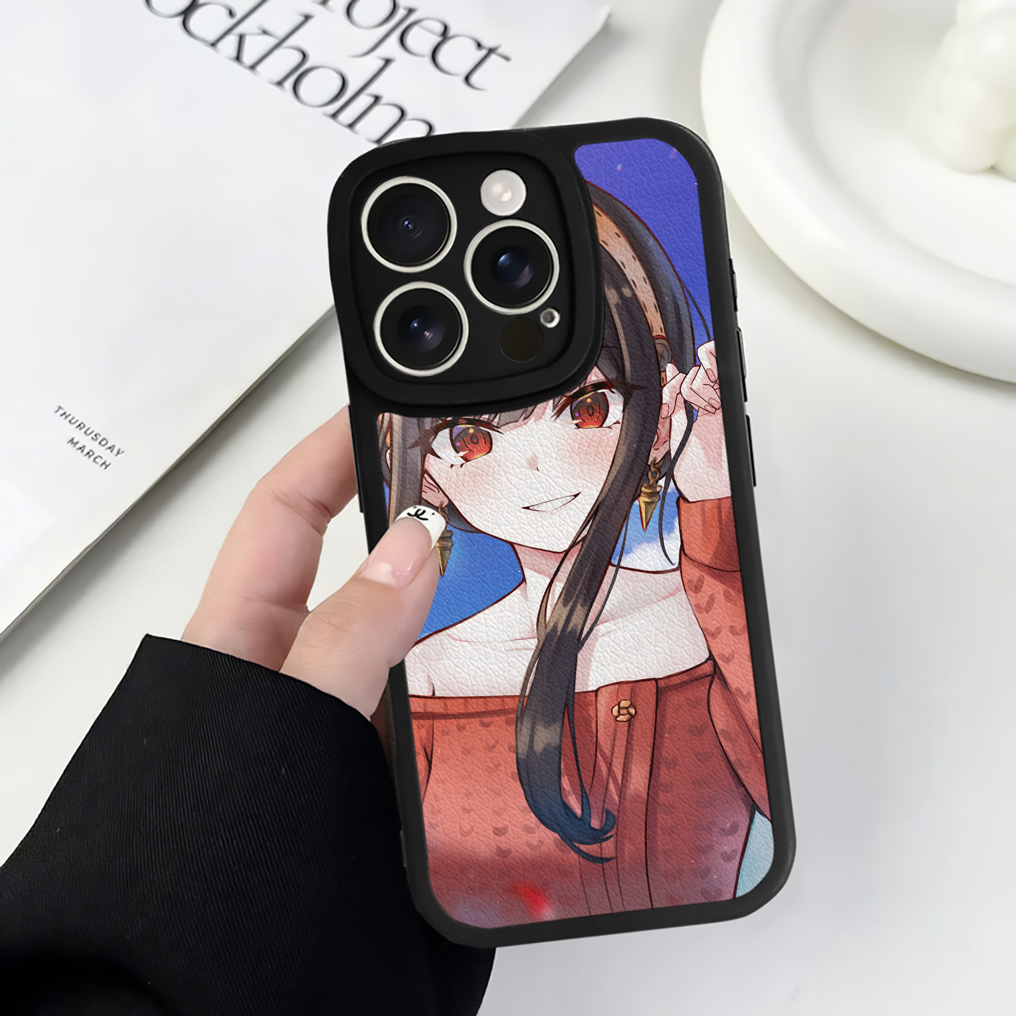 （画像用） SPY×FAMILY间谍家家酒 【iPhone 16シリーズ対応】シリコンスマホケース（レザー調） 材質：シリコン